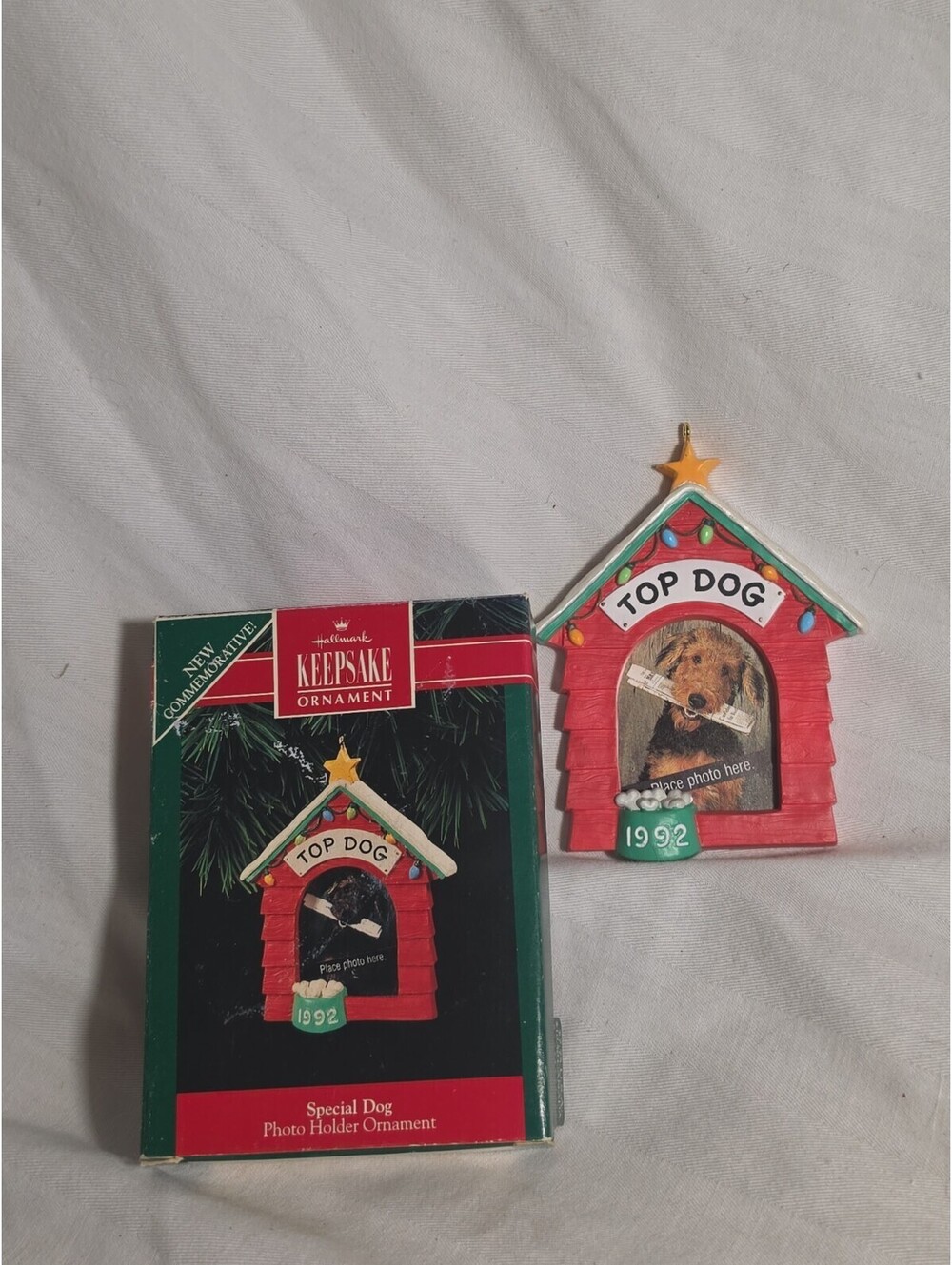 Hallmark Keepsake Christmas Tree Ornament Special Dog Photo Holder 1992